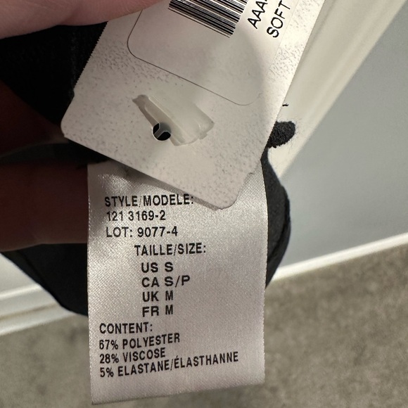 Mr. Max Swing Tunic with Pockets - Picture 7 of 7